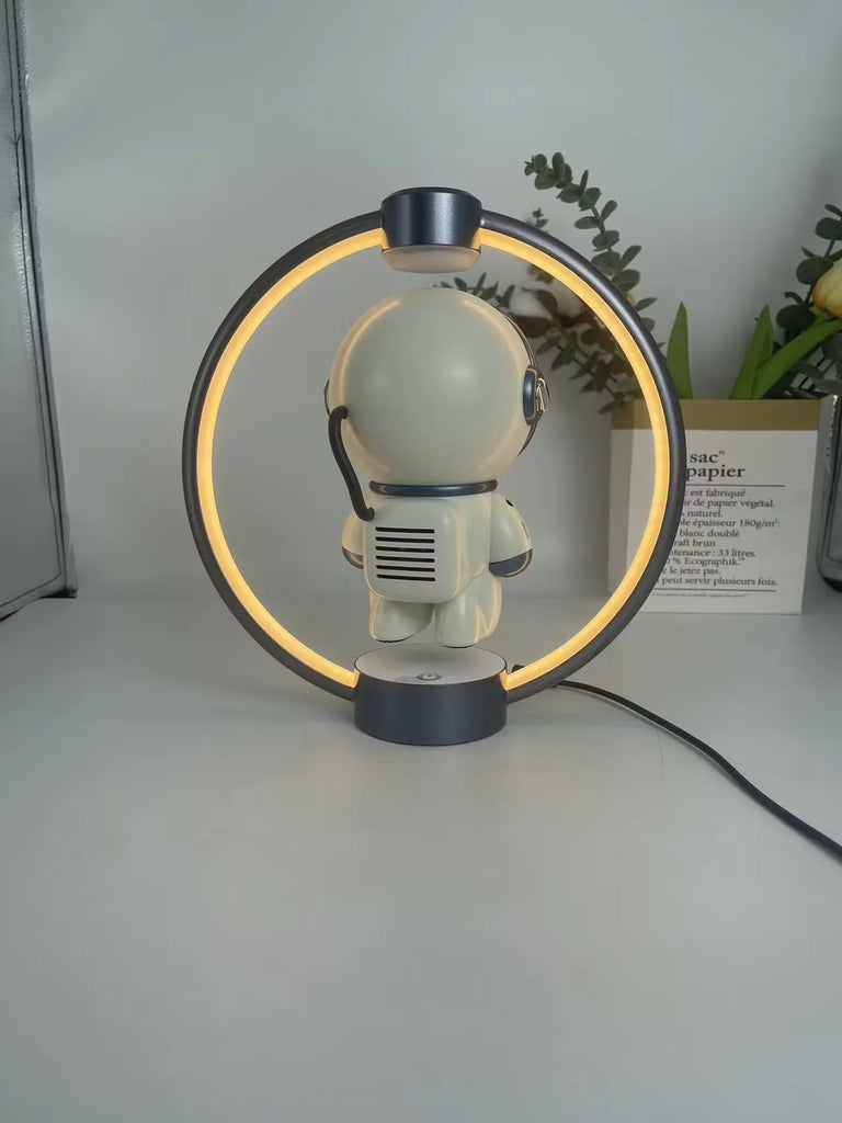StarMag™ Magnetic Astronaut Hanging Lamp